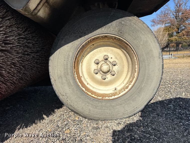 image for item ER0273 Elgin Pelican street sweeper