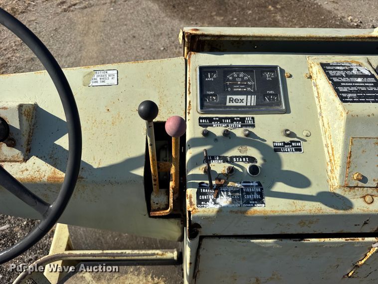 image for item ER0274 REX SP900 single drum vibratory roller