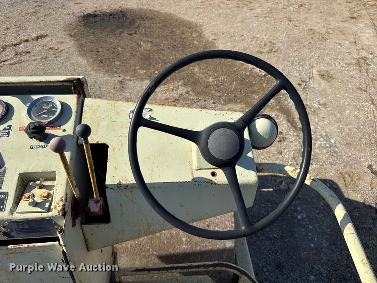 image for item ER0274 REX SP900 single drum vibratory roller