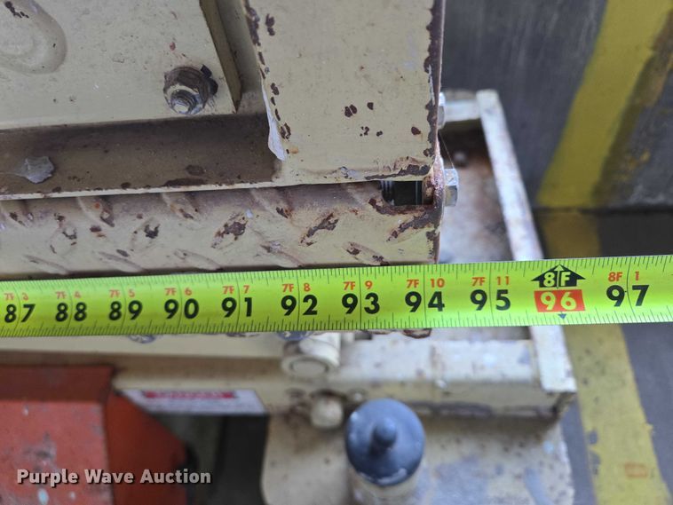 image for item ES2534 JLG CM-2033 scissor lift