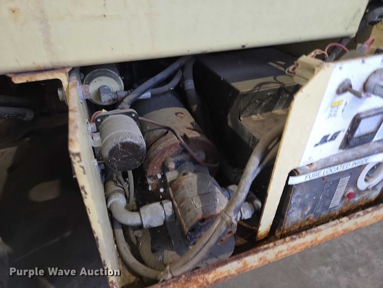 image for item ES2534 JLG CM-2033 scissor lift