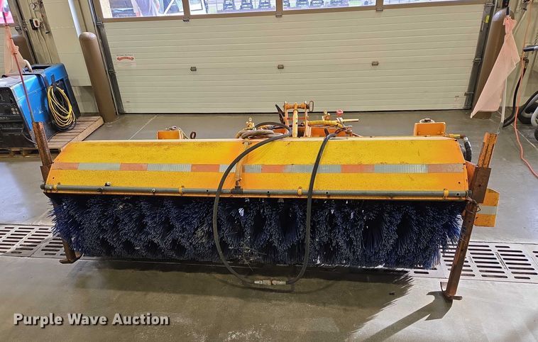 image for item ES2545 Broom