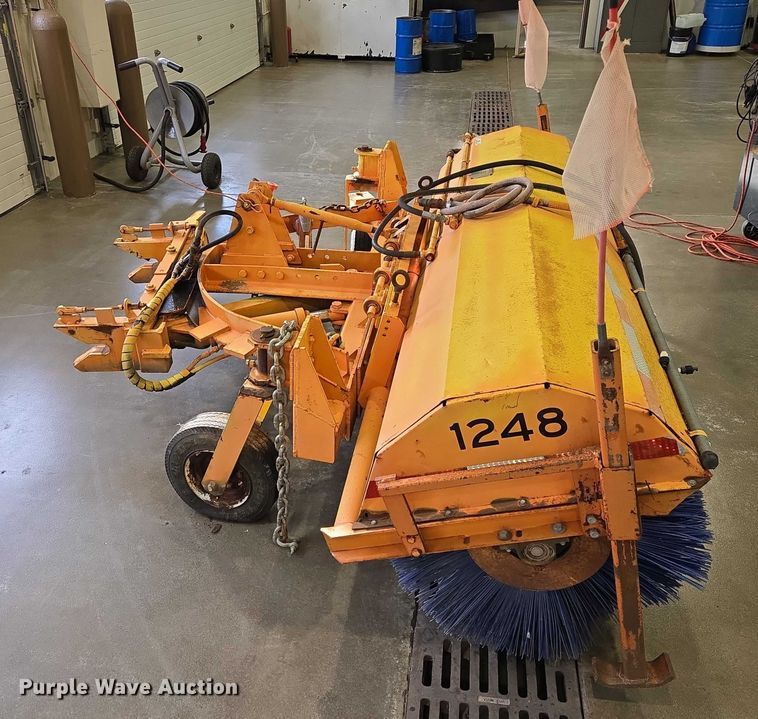 image for item ES2545 Broom