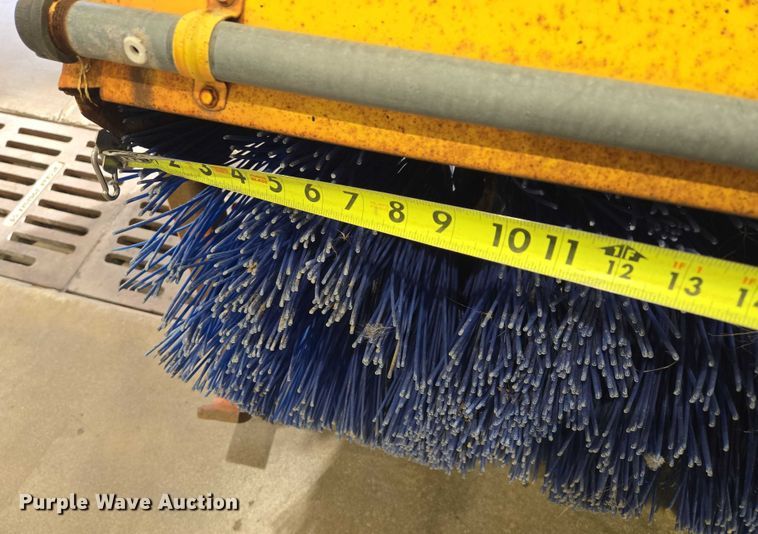 image for item ES2545 Broom