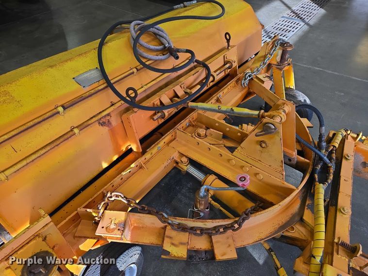 image for item ES2545 Broom