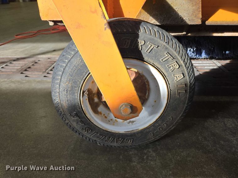 image for item ES2545 Broom