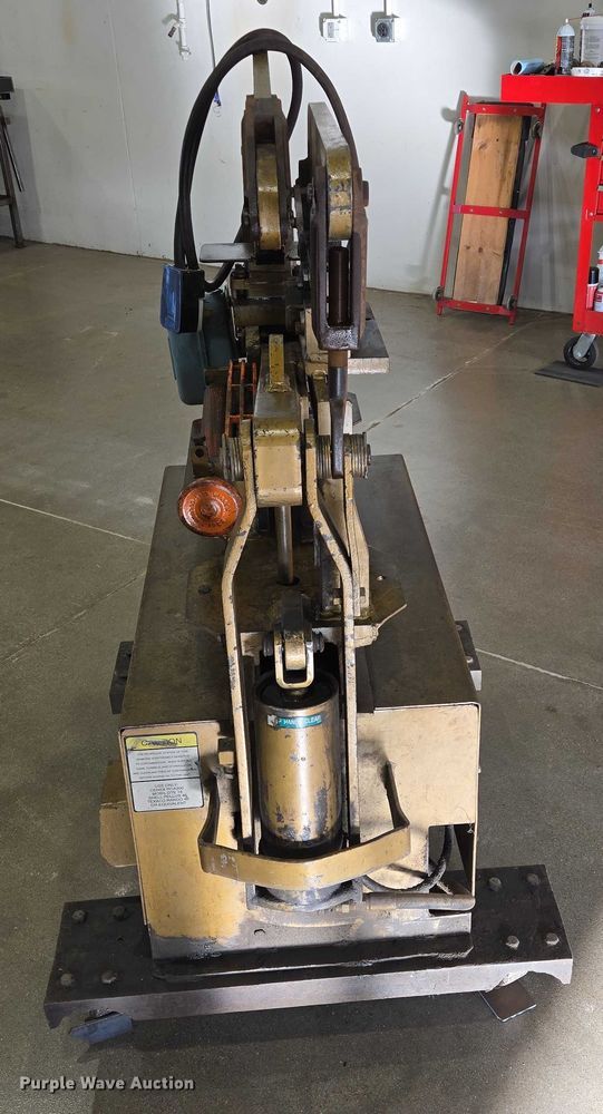 image for item ES2546 Scotchman Dvorak 4027H iron worker