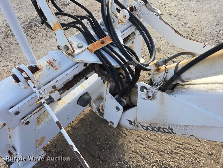 image for item ES2547 Bobcat 905B skid steer backhoe