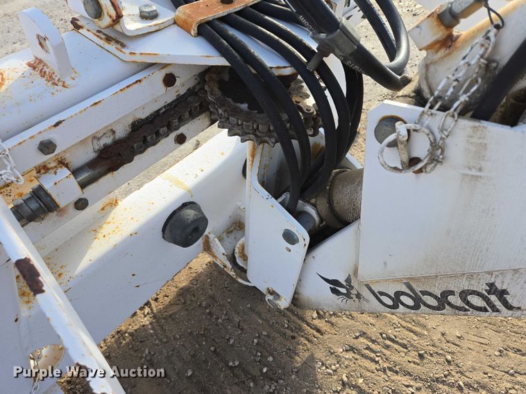 image for item ES2547 Bobcat 905B skid steer backhoe