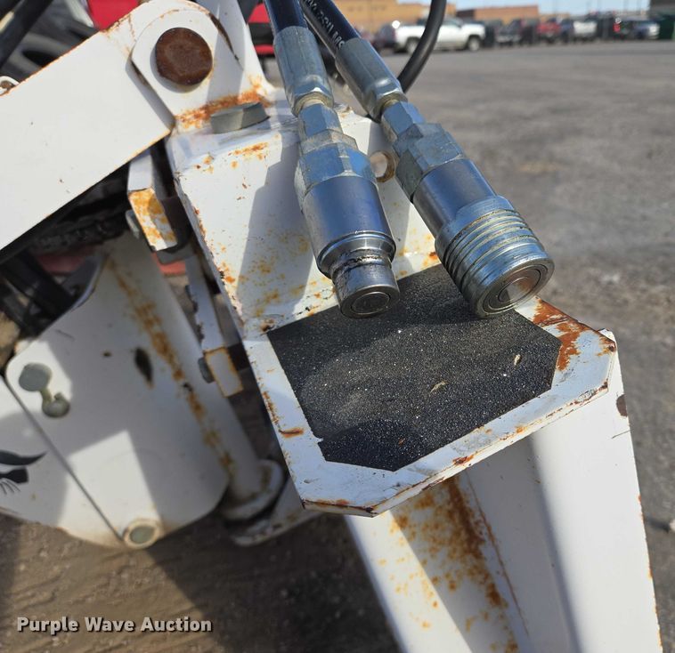 image for item ES2547 Bobcat 905B skid steer backhoe