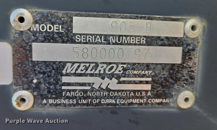 image for item ES2547 Bobcat 905B skid steer backhoe