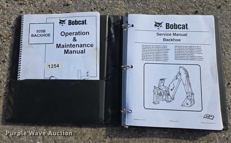 image for item ES2547 Bobcat 905B skid steer backhoe