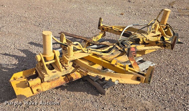 image for item ES2548 10'W mid-mount plow