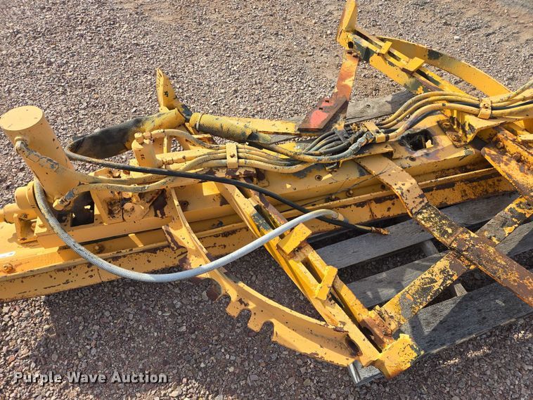 image for item ES2548 10'W mid-mount plow