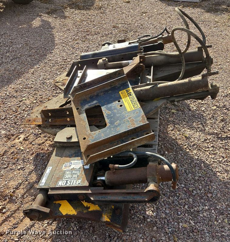 image for item ES2549 8'W mid-mount plow