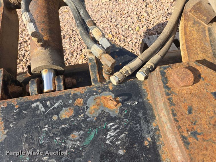 image for item ES2549 8'W mid-mount plow