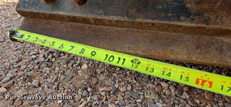 image for item ES2549 8'W mid-mount plow