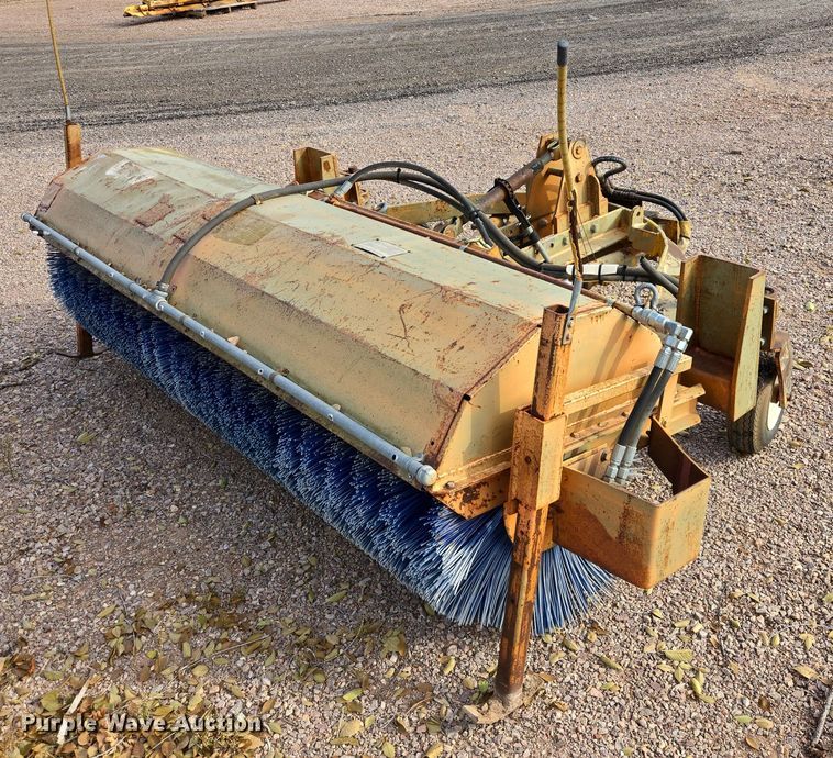 image for item ES2550 Broom