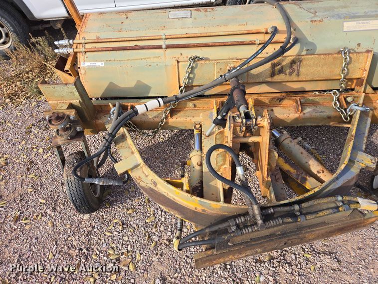 image for item ES2550 Broom