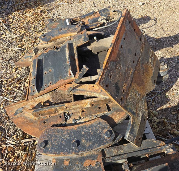 image for item ES2551 8'W mid-mount plow