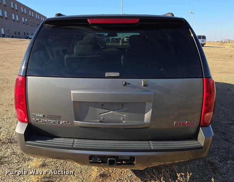 image for item ES2555 2007 GMC Yukon XL SUV