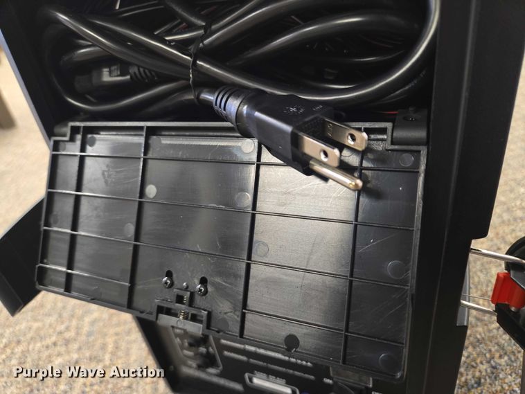 image for item ES2557 Fender Passport Conference Series 2 speaker set