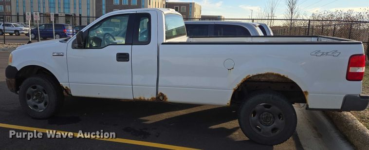 image for item ES2564 2005 Ford F150 pickup truck