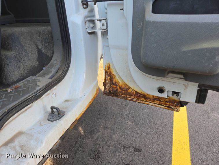 image for item ES2564 2005 Ford F150 pickup truck