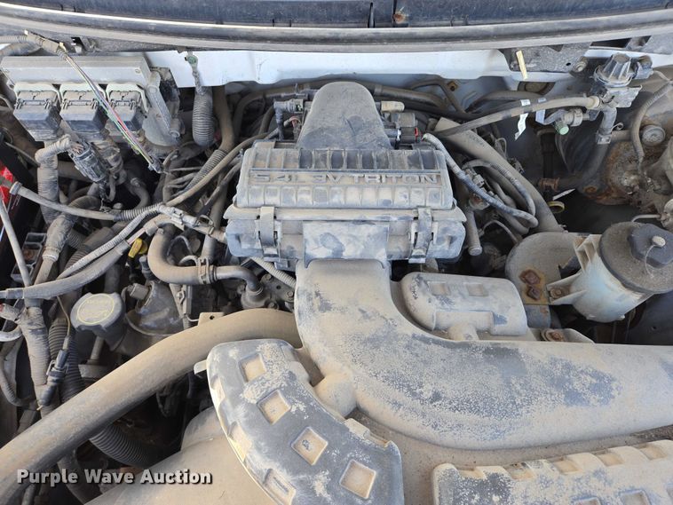 image for item ES2564 2005 Ford F150 pickup truck