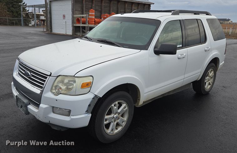 image for item ES2565 2010 Ford Explorer SUV