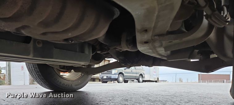 image for item ES2565 2010 Ford Explorer SUV