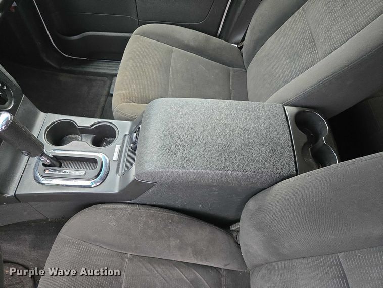 image for item ES2565 2010 Ford Explorer SUV