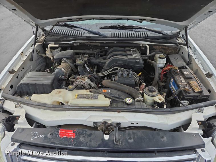 image for item ES2565 2010 Ford Explorer SUV