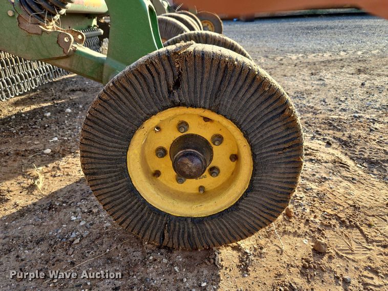 image for item ET5243 John Deere CX15 batwing rotary mower