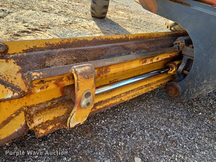 image for item ET5244 2006 John Deere 770D motor grader