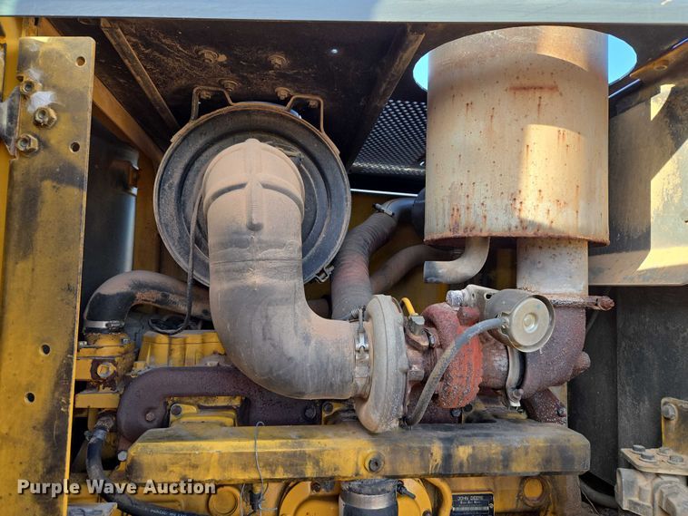 image for item ET5244 2006 John Deere 770D motor grader