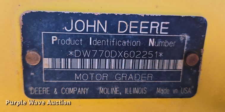 image for item ET5244 2006 John Deere 770D motor grader