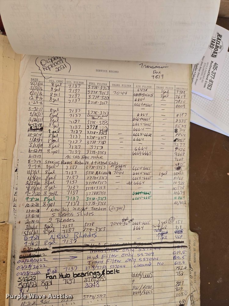 image for item ET5244 2006 John Deere 770D motor grader