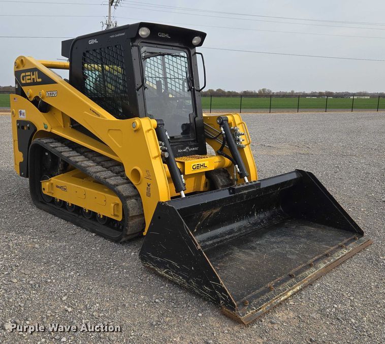 MINI CARGADOR SOBRE ORUGAS 2023 GEHL VT320