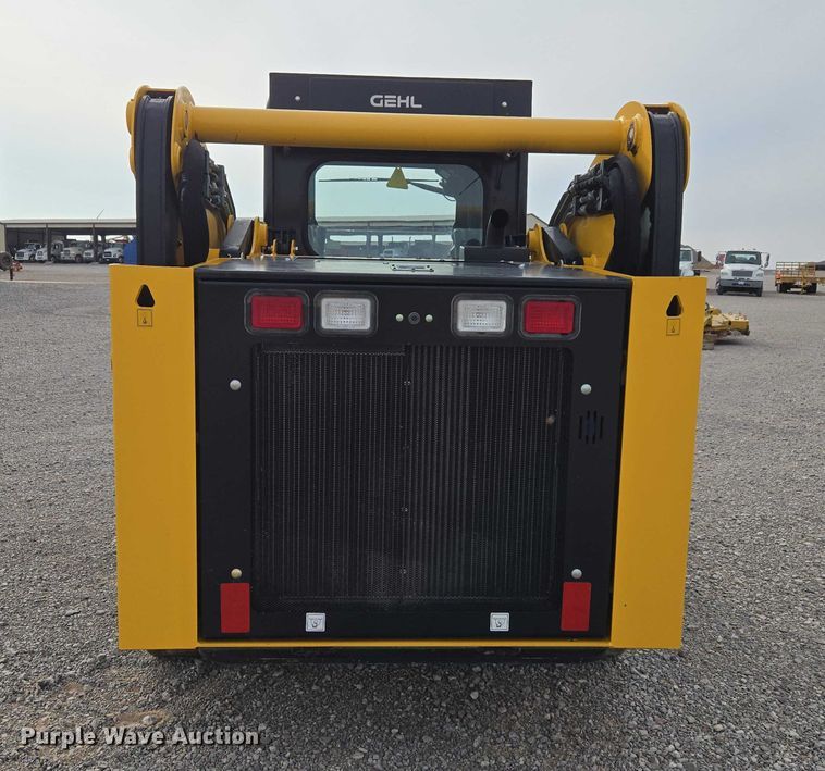 image for item ET5275 2023 Gehl VT320 tracked skid steer loader