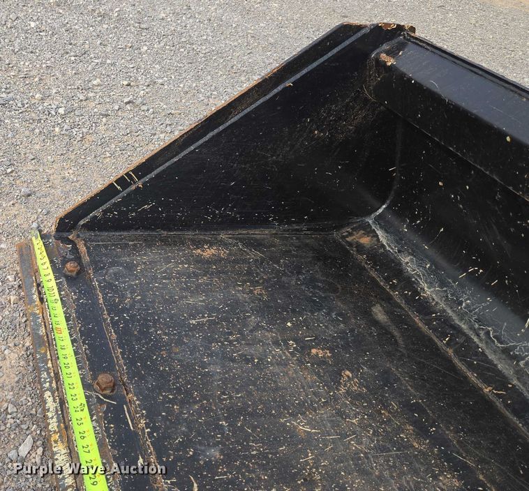 image for item ET5275 2023 Gehl VT320 tracked skid steer loader