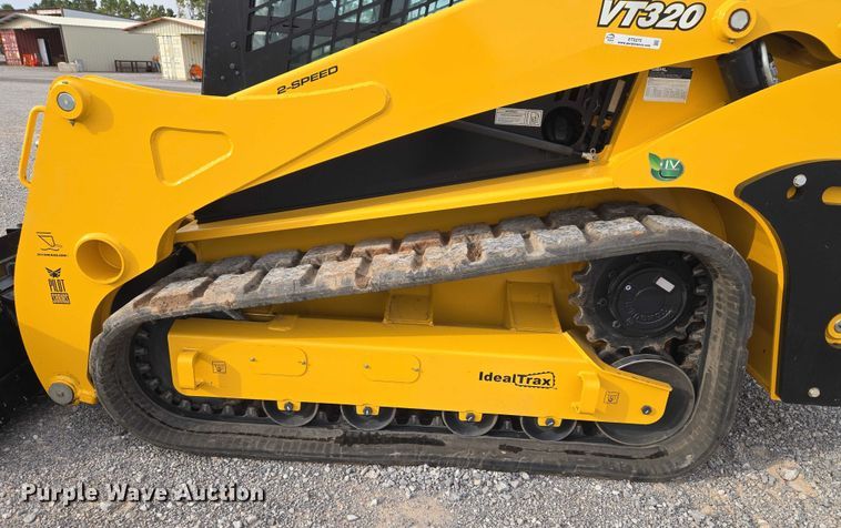 image for item ET5275 2023 Gehl VT320 tracked skid steer loader