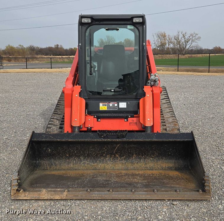 MINI CARGADOR SOBRE ORUGAS 2022 KUBOTA SVL972