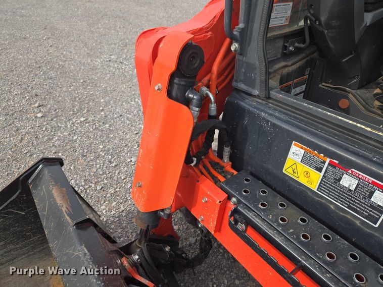 image for item ET5276 2022 Kubota SVL 97-2 tracked skid steer loader