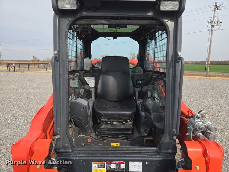 image for item ET5276 2022 Kubota SVL 97-2 tracked skid steer loader