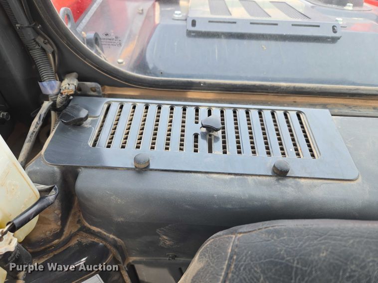 image for item ET5276 2022 Kubota SVL 97-2 tracked skid steer loader