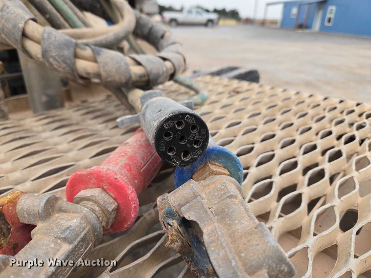 image for item ET5283 1995 Peterbilt 378 semi truck