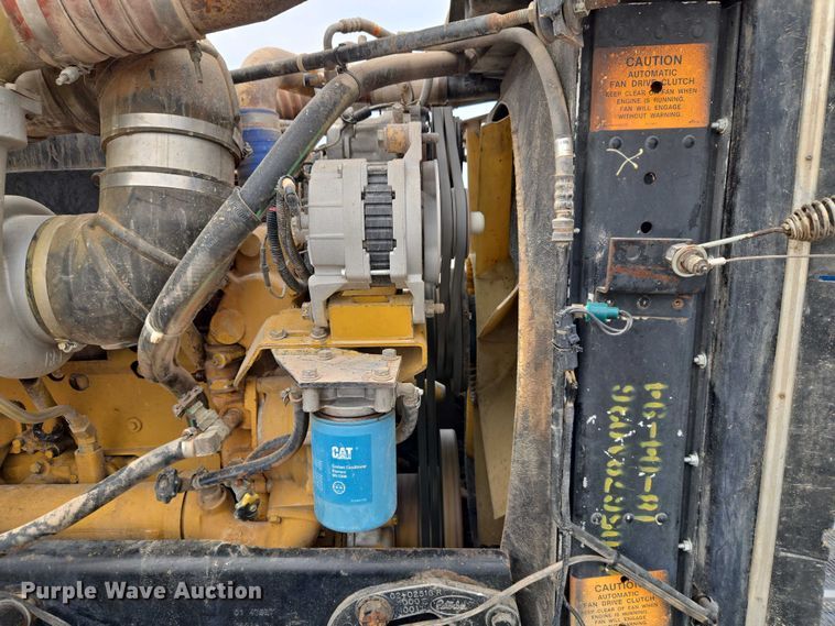 image for item ET5283 1995 Peterbilt 378 semi truck