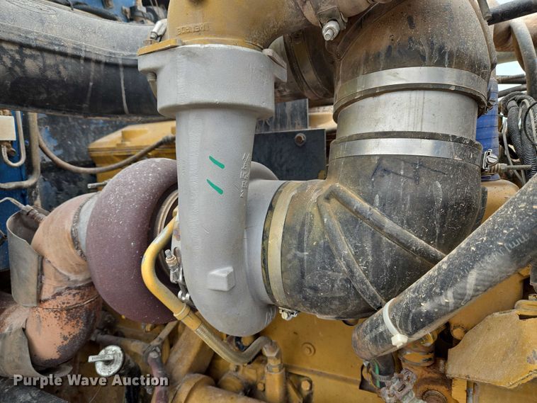 image for item ET5283 1995 Peterbilt 378 semi truck