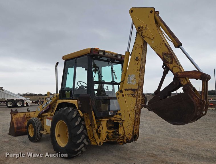 image for item ET5284 1996 John Deere 310D backhoe